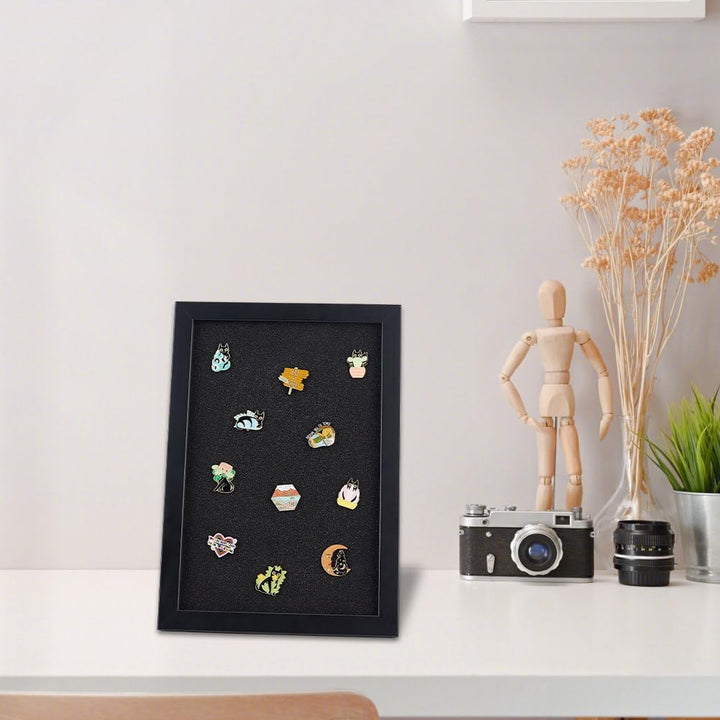 OLYCRAFT 22.8x32.9 cm Anstecknadel-Vitrine Medaillen-Vitrine Holz-Bilderrahmen Schrank Broschensamml