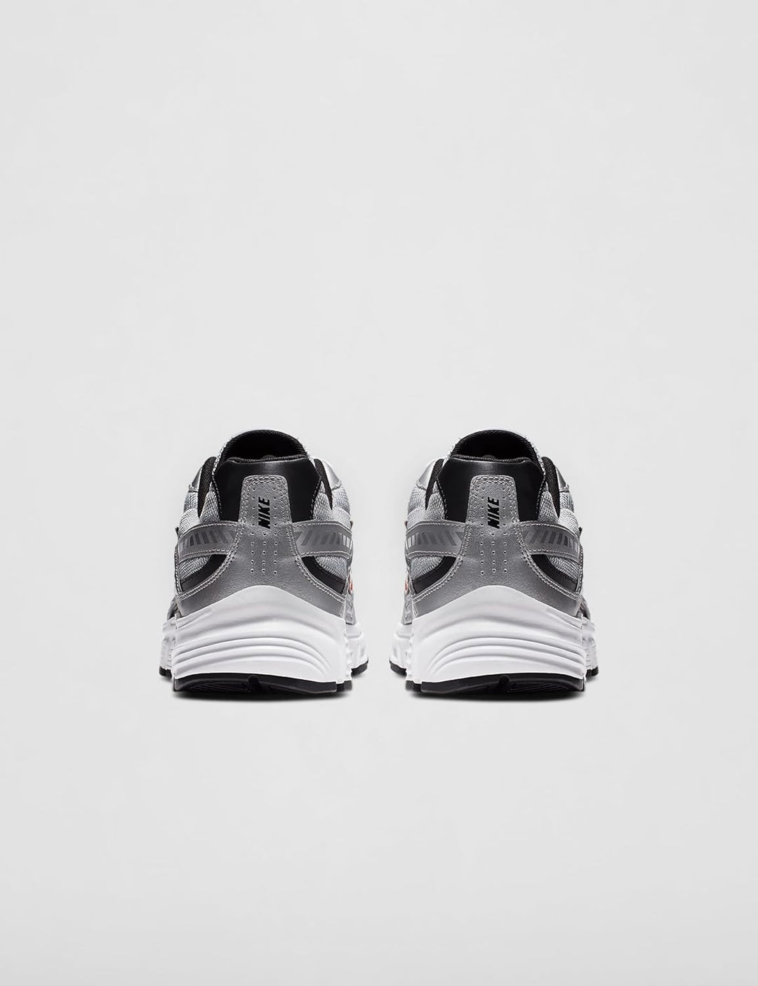 Nike Herren Initiator Traillaufschuhe 39 EU Grau Metallic Silver Black White 001, Grau Metallic Silv