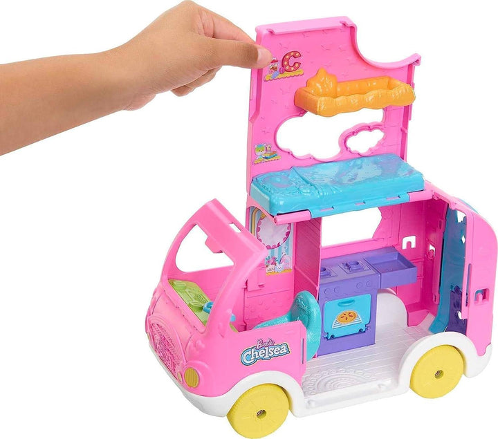 BARBIE Chelsea 2-in-1-Camper - Spielzeugfahrzeug mit Pool, Hängematte und Essbereich, für fantasievo