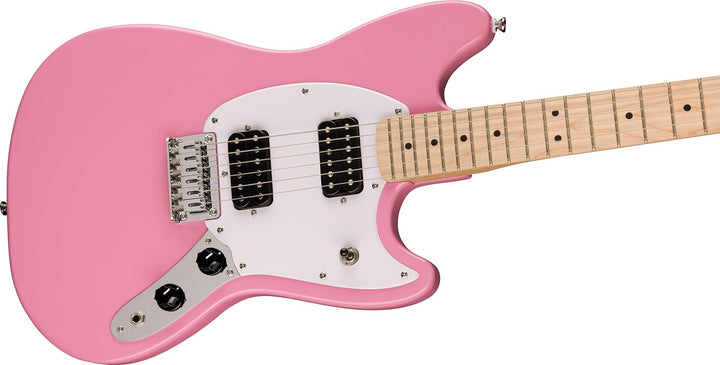 Squier by Fender Sonic Mustang® HH E-Gitarre, Griffbrett aus Ahorn, weisses Schlagbrett, Flash Pink