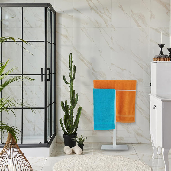 Relaxdays Handtuchständer, 2-armig, Metall, HxBxT: 82 x 50 x 19 cm, Herrendiener T-Design, Doppelhan