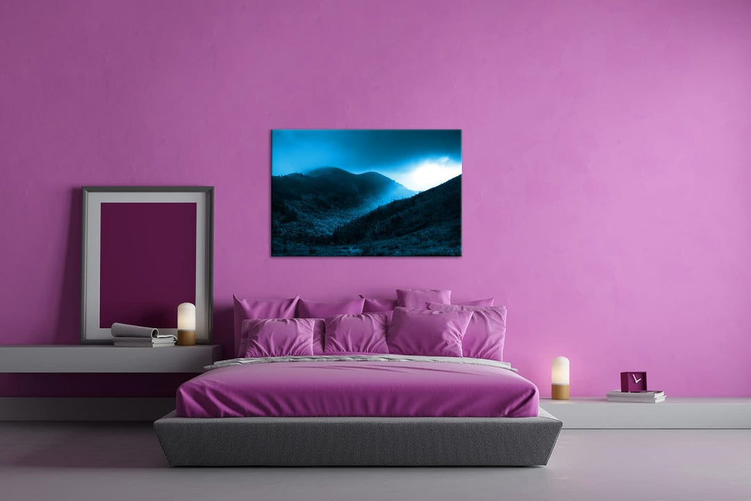 deyoli schöne Berglandschaft mit Wald und Licht Format 80x60 Effekt: Monocrome Blau als Leinwandbild