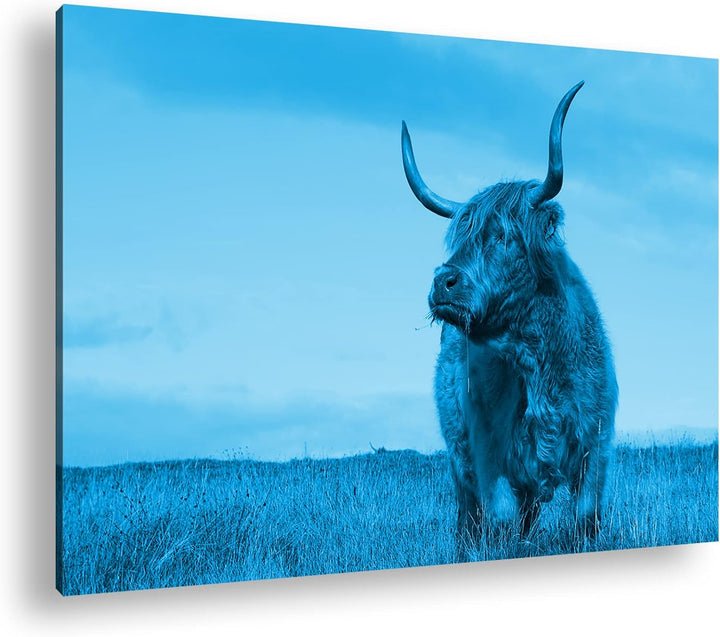 deyoli riesige Kuh auf einer Landschaft Format 80x60 Effekt: Monocrome Blau als Leinwandbild, Motiv
