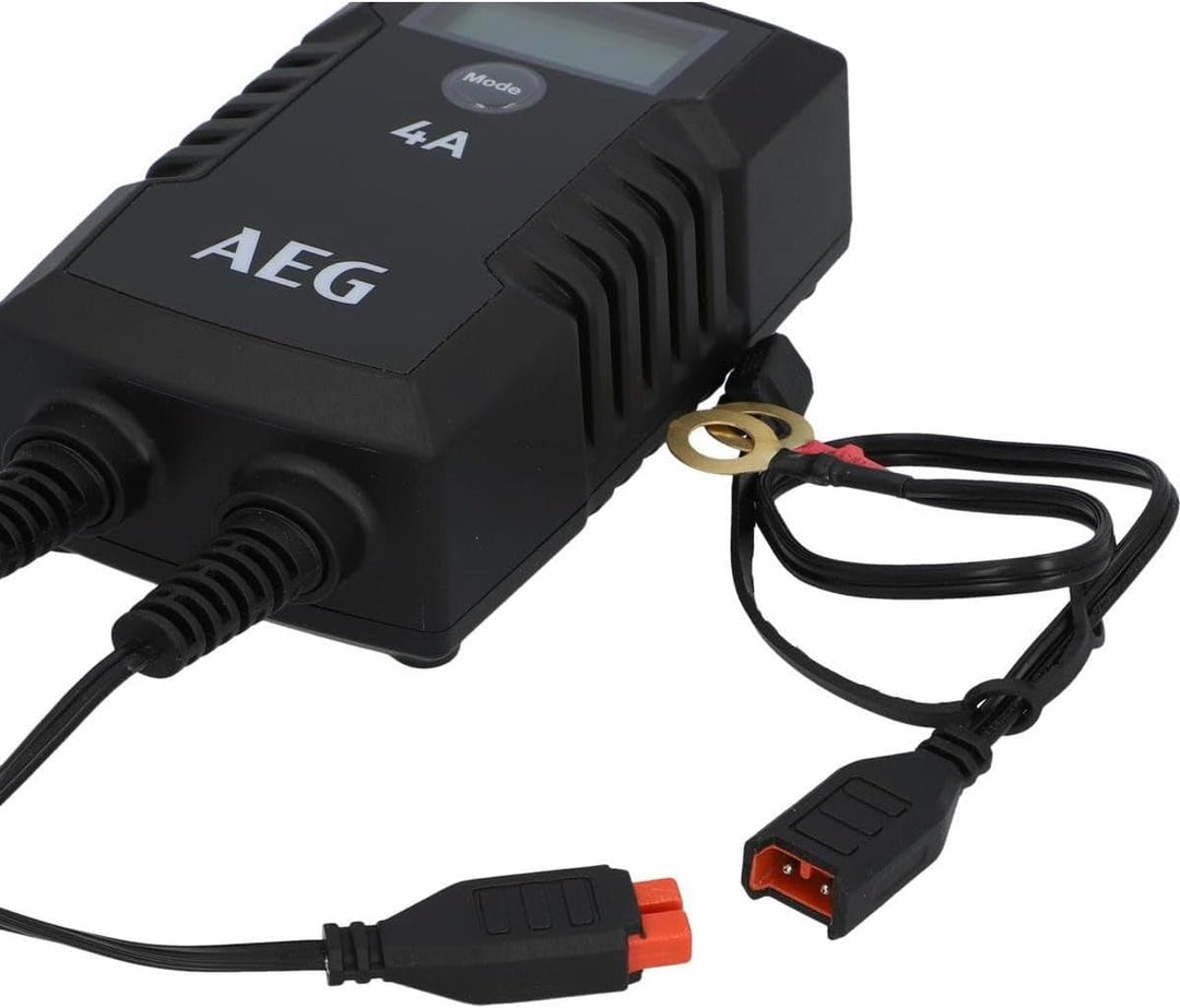 AEG Automotive 10616 Mikroprozessor-Ladegerät für Auto Batterie LD 4.0, 4 Ampere für 6/12 V, 7-HF La