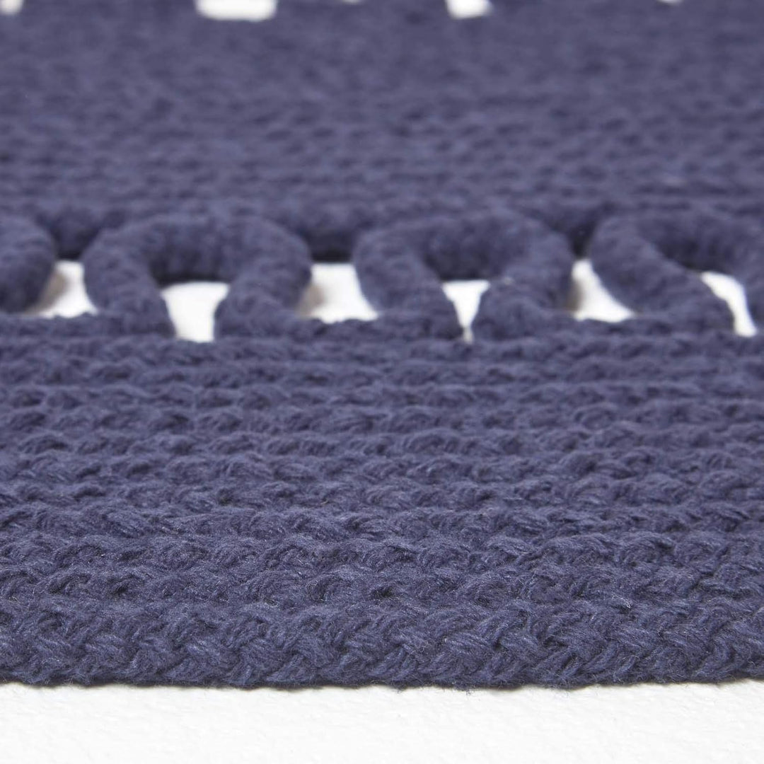 Homescapes dunkelblauer Teppich, rund, 90 cm, gehäkelter Teppich/Vorleger aus Baumwolle im Retro-Loo