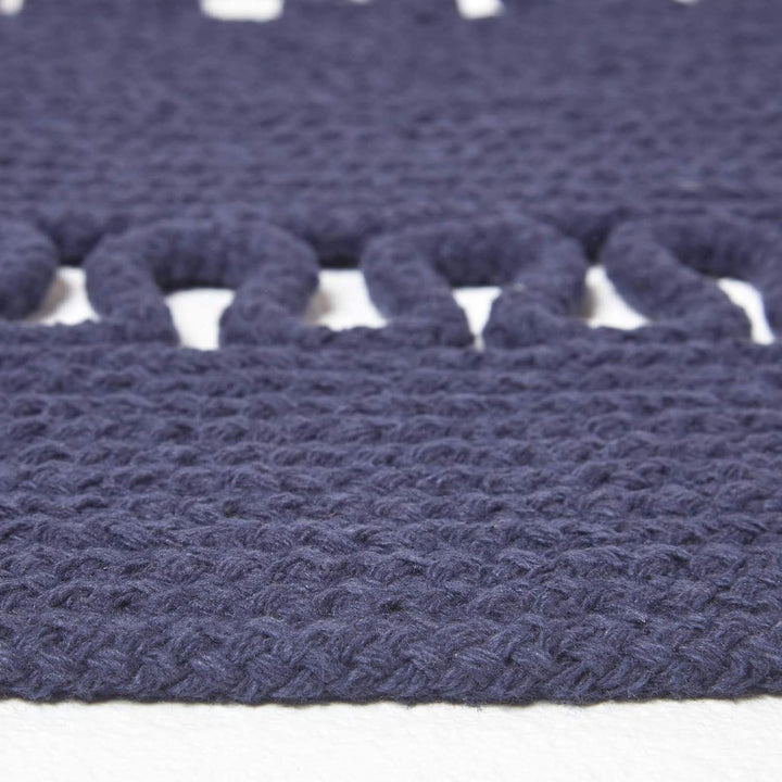 Homescapes dunkelblauer Teppich, rund, 90 cm, gehäkelter Teppich/Vorleger aus Baumwolle im Retro-Loo