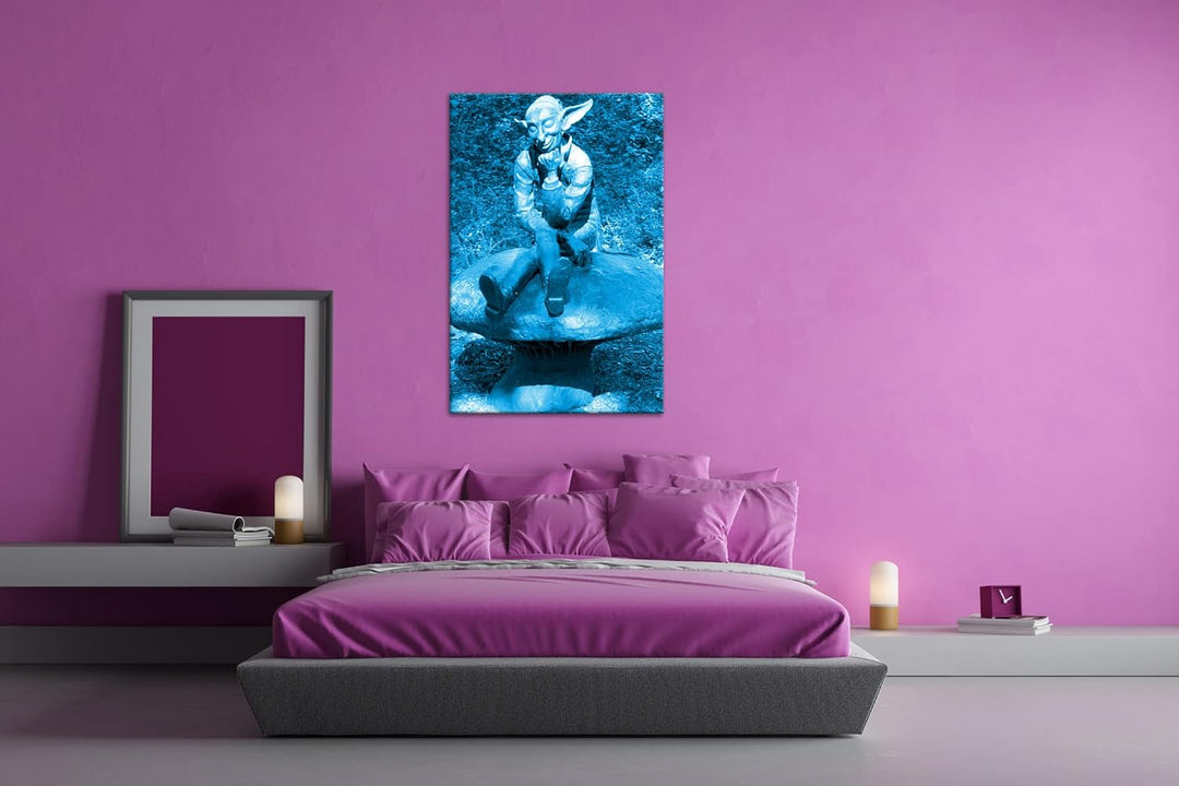 deyoli lustige Koboldstatur Format 80x60 Effekt: Monocrome Blau als Leinwandbild, Motiv fertig gerah