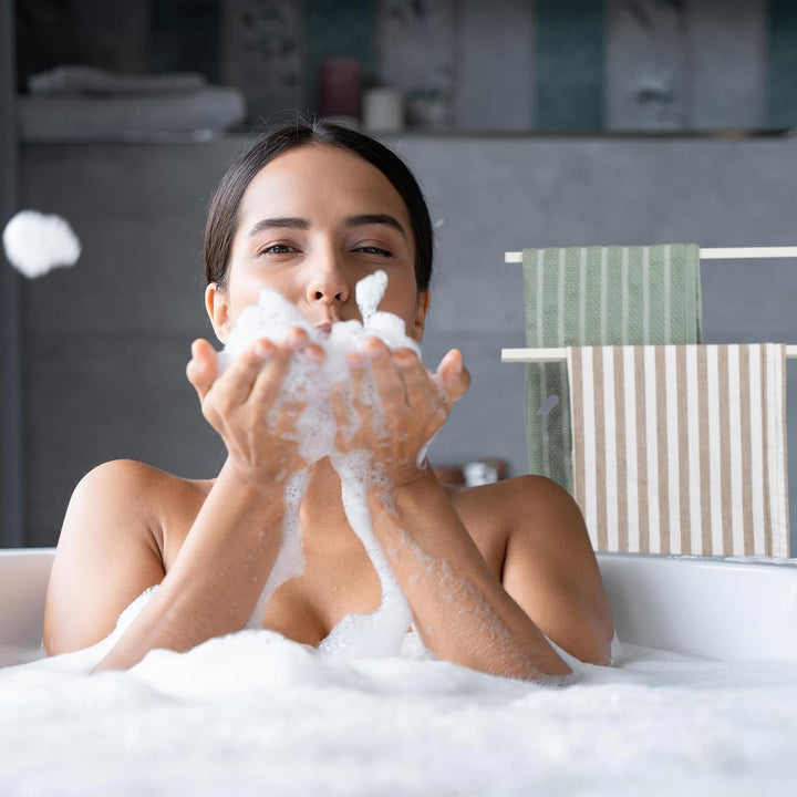 Relaxdays Handtuchhalter stehend, Handtuchständer mit 2 Stangen, für Hand-& Geschirrtücher, Holz & M