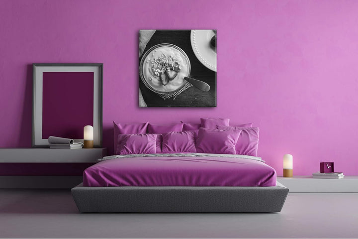 deyoli Süsser Erdbeer Joghurt Format: 70x70 Effekt: Schwarz&Weiss als Leinwandbild, Motiv fertig ger