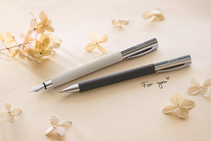 Faber-Castell 149620 - Füller Ambition OpArt White Sand, Federbreite M, inkl. Geschenkverpackung Whi