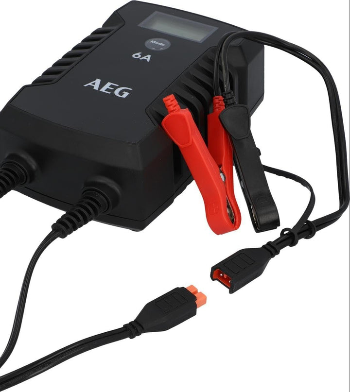 AEG Automotive 10617 Mikroprozessor-Ladegerät für Auto Batterie LD 6.0, 6 Ampere für 6/12 V, 7-HF La