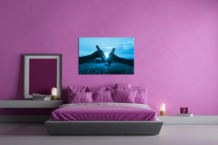 deyoli kühles Bier zum Abend Format: 80x60 Effekt: Monocrome Blau als Leinwand, Motiv fertig gerahmt