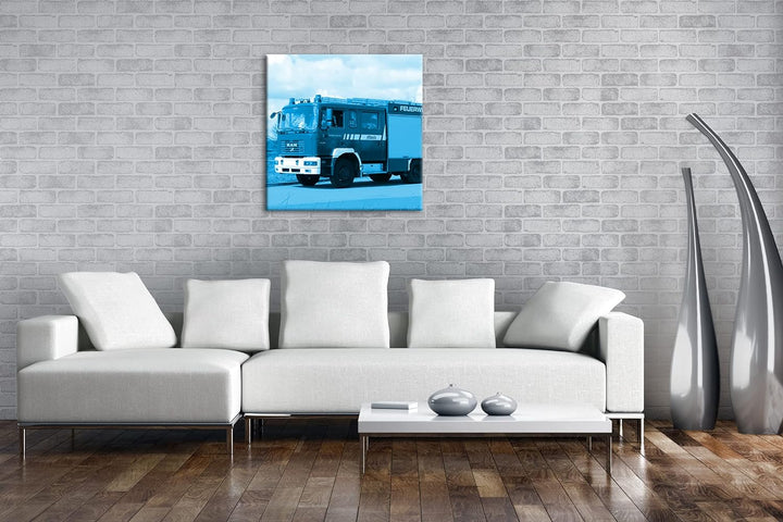 deyoli Rotes Feuerwehrauto Format: 70x70 Effekt: Monocrome Blau als Leinwandbild, Motiv fertig gerah