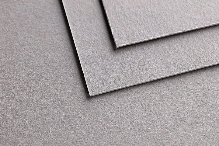 Clairefontaine 975438C - Skizzenbuch mit Fadenbindung, 64 Blatt Zeichenpapier PaintOn Grau 19x19 cm