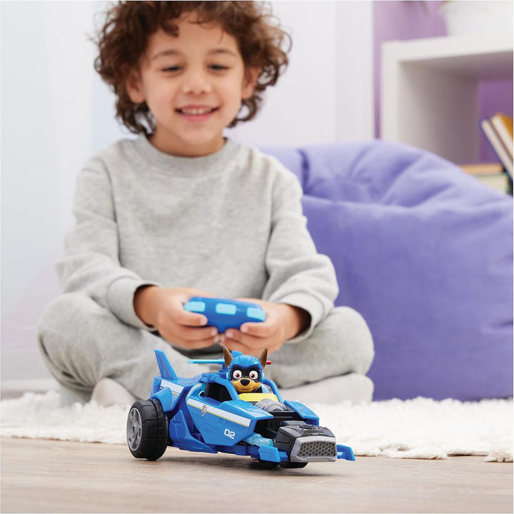 Paw Patrol: Der Mighty Kinofilm, RC Polizeiauto mit Chase im Fahrersitz, ferngesteuert, geeignet für