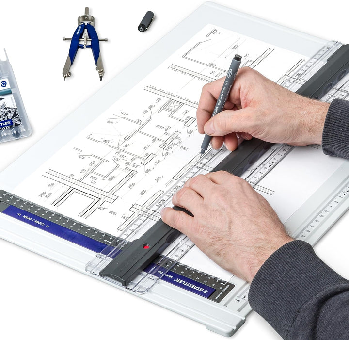 STAEDTLER 661 A3 PR1 Zeichenplatte, DIN A3, Promotion (Pigmentliner 308 WP4)