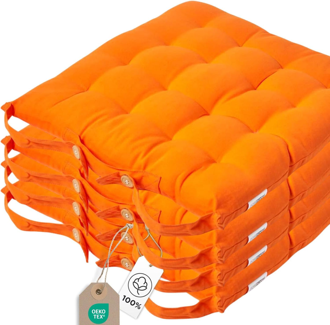 HOMESCAPES 4er Set Stuhlkissen 40 x 40 cm, orange, Sitzkissen mit Bändern und Knopfverschluss, einfa