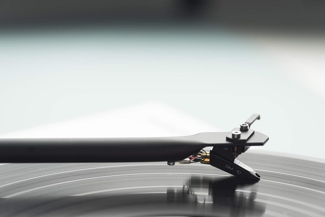 Pro-Ject Essential III Recordmaster, Audiophiler „Best Buy“ Plattenspieler mit elektronischer Geschw