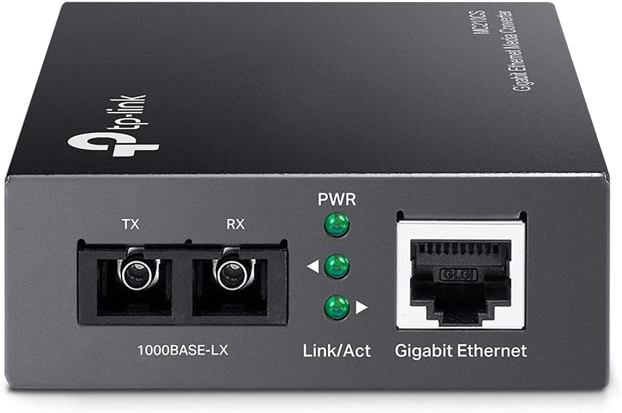 TP-Link Gigabit Single-Mode Media Converter, Complies with IEEE 802.3ab and IEEE 802.3z Extends Fibe