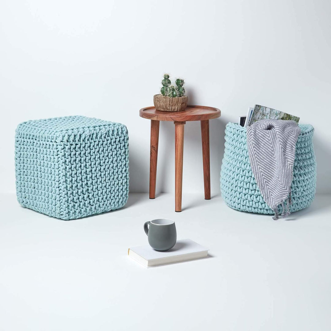 Homescapes gestrickter Sitzhocker Sitzwürfel helltürkis, Strick Sitzpuff 35 x 35 x 35 cm, Strickhock