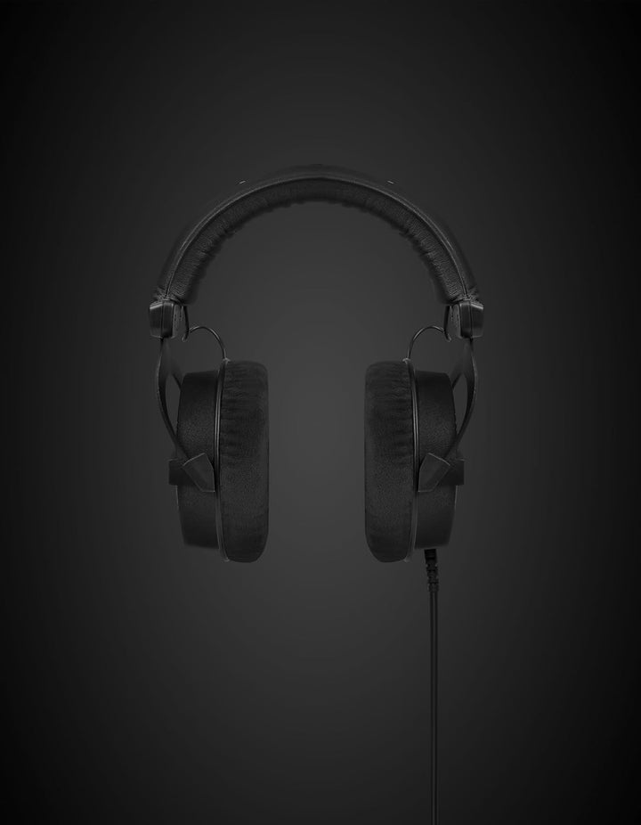 beyerdynamic DT 990 PRO Limited Black Edition 250 Ohm. Einseitig kabelgebundener Over-Ear-Studiokopf