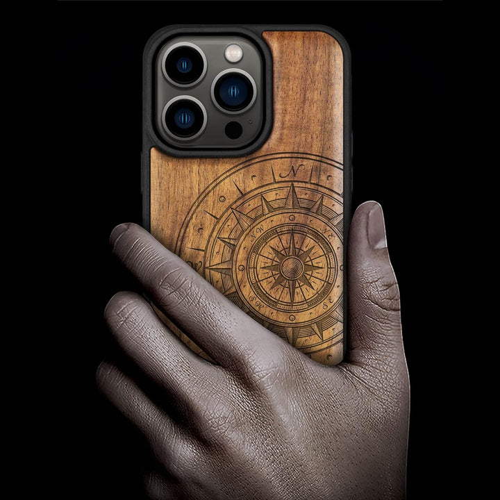 Carveit Handyhülle für iPhone 14 Pro Holz Cover kompatibel mit MagSafe Massivholz für Apple 14Pro St