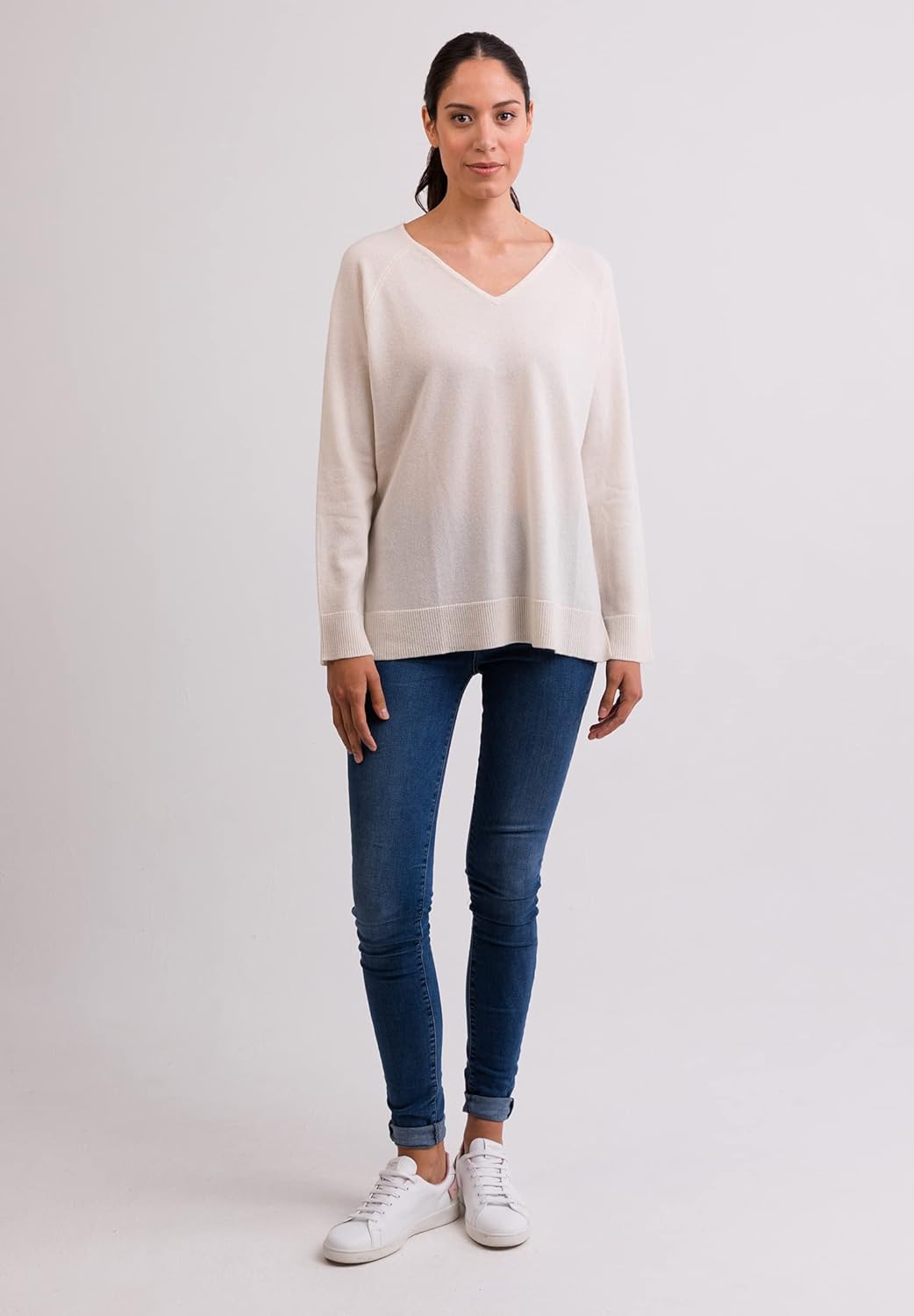 CASH-MERE.CH 100% Kaschmir Damen Pullover mit geradem Schnitt und Seitenschlitz | Sweater V-Ausschni