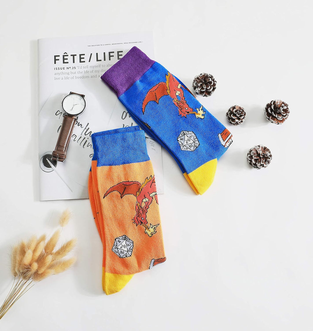 Fantasydice 2 Paar Dungeons and Dragons lustige Socken Dnd Geschenke Herrensocken Weihnachtsgeschenk