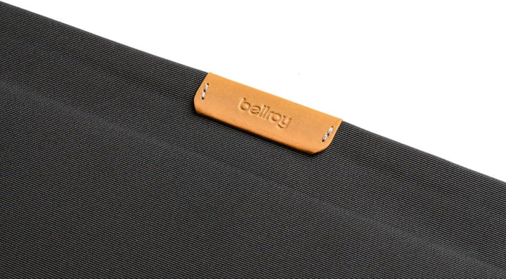 Bellroy Laptop Sleeve (14’’ Laptop, wasserabweisendes recyceltes Gewebe, Magnetverschluss) - Slate,