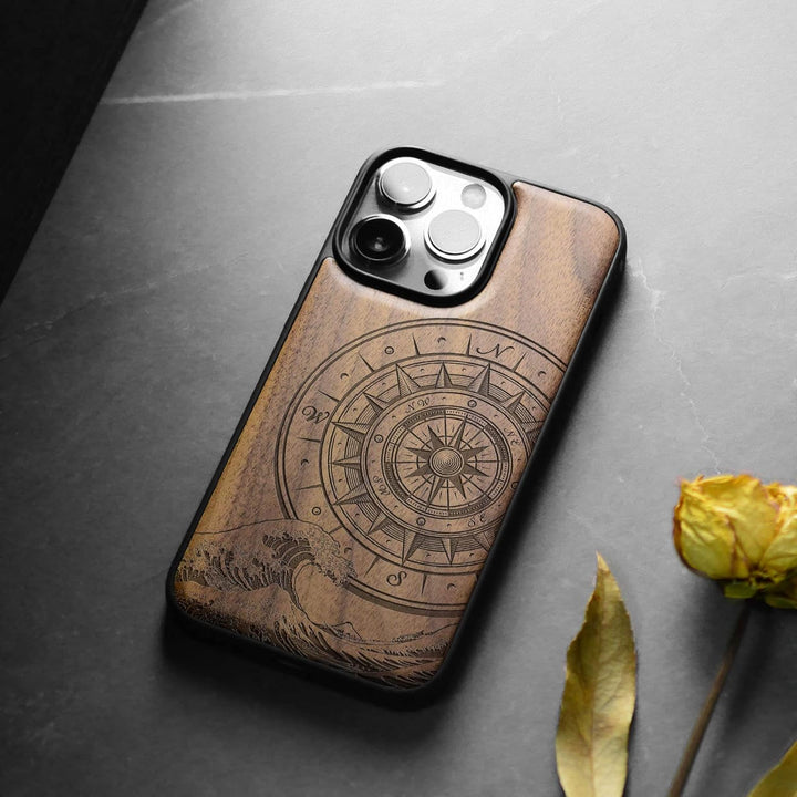 Carveit Handyhülle für iPhone 14 Pro Holz Cover kompatibel mit MagSafe Massivholz für Apple 14Pro St
