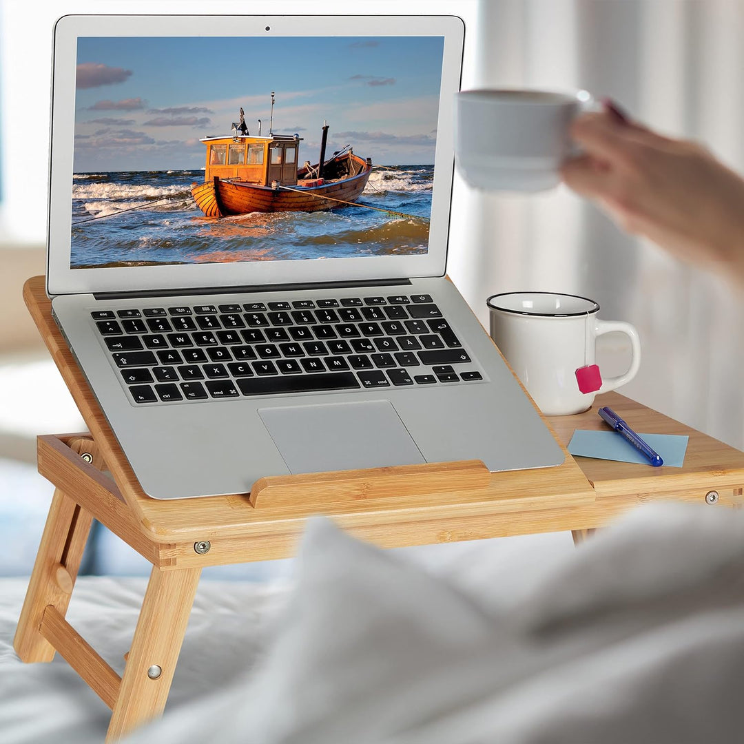 Relaxdays Laptoptisch, klappbarer Betttisch aus Bambus, höhenverstellbar & neigbar, Lüftungsschlitze