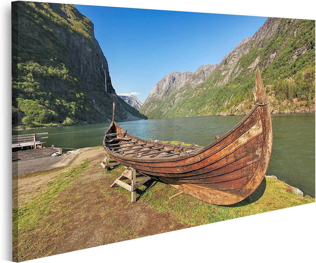 islandburner Bild auf Leinwand Altes Wikingerboot Im Dorf Gudvangen Bei Flam Norwegen Bilder Wandbil