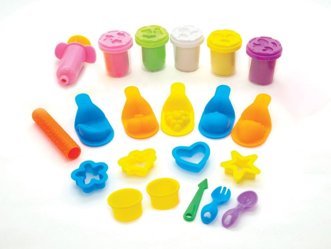 Simba 106326051 - Art und Fun Knetset Fruchteimer, 5x50g Knete, 5 Fruchtformen, 4 Ausstechformen, 16