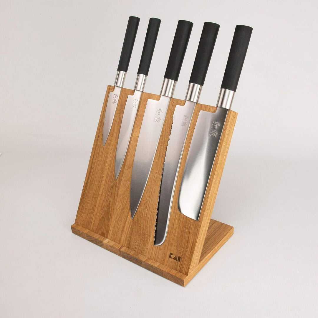 Kai Wasabi Black Messer Geschenk-Set 67-W18, 5 ultrascharfe KAI-Messer + KAI Magnet-Messerblock aus