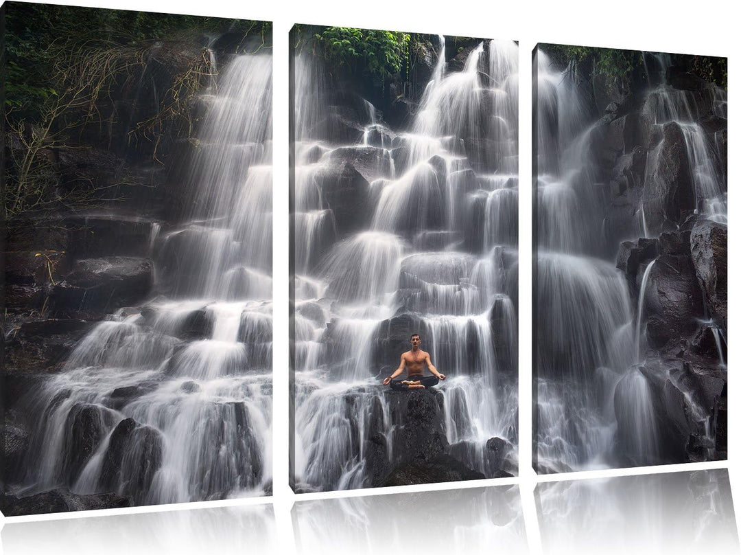 Pixxprint Yoga am Wasserfall in Bali als Leinwandbild/Grösse: 3Teilig / Wandbild/Kunstdruck/fertig b