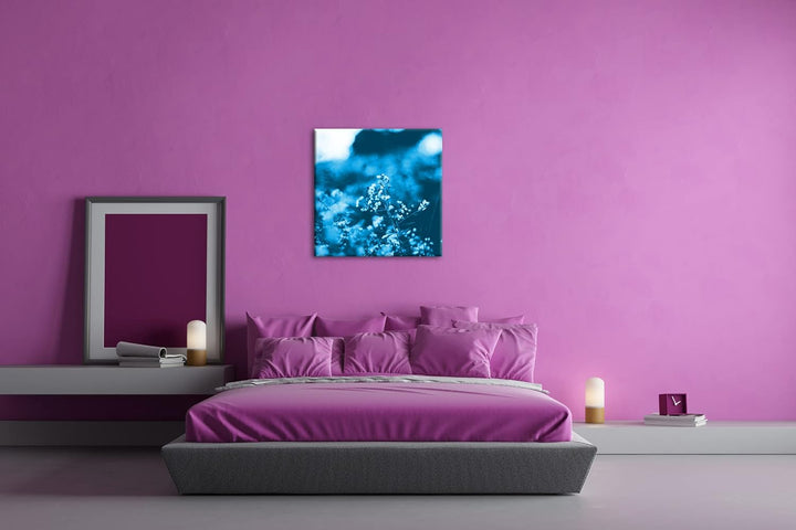 deyoli weisse Wildblumen Format: 70x70 Effekt: Monocrome Blau als Leinwandbild, Motiv fertig gerahmt