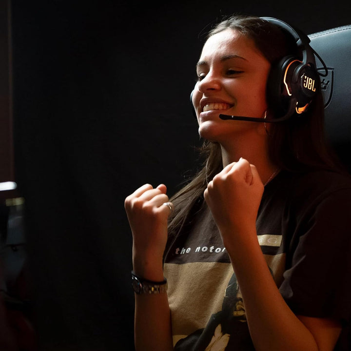 JBL Quantum 910 Over-Ear Gaming Kopfhörer – Wireless 2,4 GHz, Bluetooth 5.2 und 3,5 mm Klinke – Mit