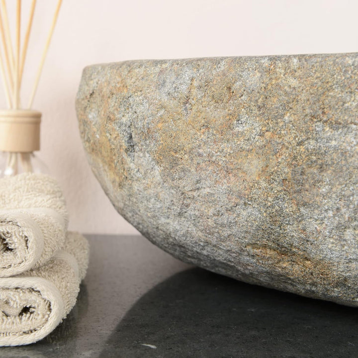 50 cm rundes Naturstein Waschbecken in grau mit Hahnloch von WOHNFREUDEN - Mit Unikatauswahl Auswahl