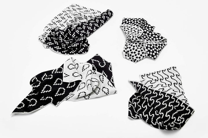 Areaware BITMAP Textiles | 4 SERVIETTEN | Susan Kare (Schwarz-Weiss), Schwarz-weiss