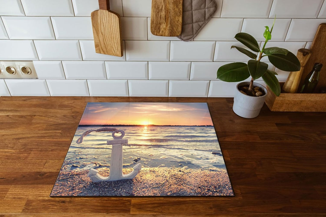 Anker am Ostseestrand im Sonnenuntergang Herdabdeckplatte & Spritzschutz aus Echtglas | Für Herd-Koc