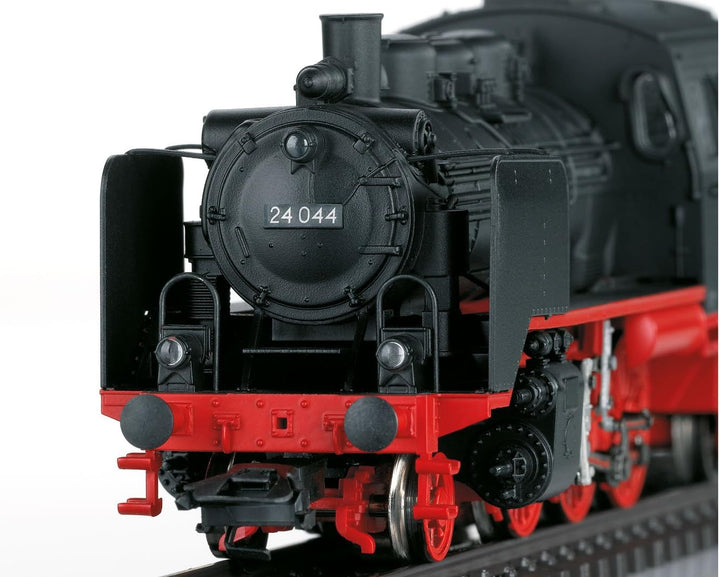 Märklin – Dampflokomotive Baureihe 24 – 36244 Klassiker, mit Schlepptender und Rauchsatz, 1957, digi