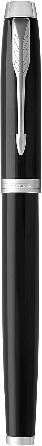Parker IM Füller , schwarze Lackierung mit Chromzierteilen , Füllfederhalter mit mittlerer Feder , b