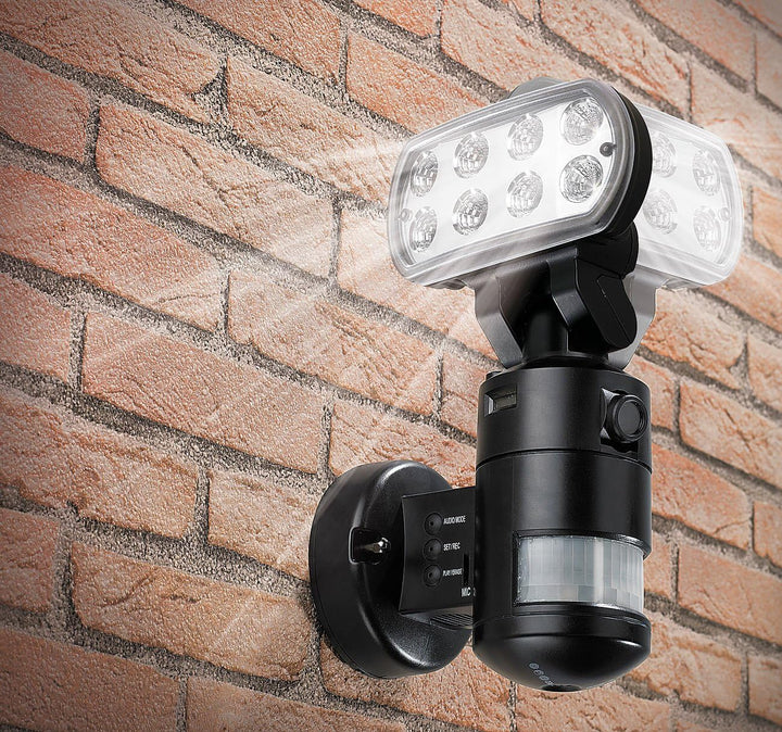 VisorTech LED Strahler mit Kamera: Überwachungskamera FLK-20, LED-Flutlicht, Bewegungsmelder, nachla