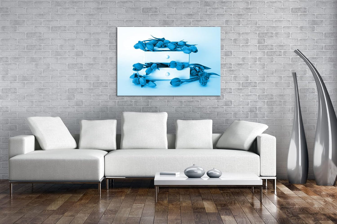 deyoli wild verstreute Tulpen Format: 80x60 Effekt: Monocrome Blau als Leinwand, Motiv fertig gerahm