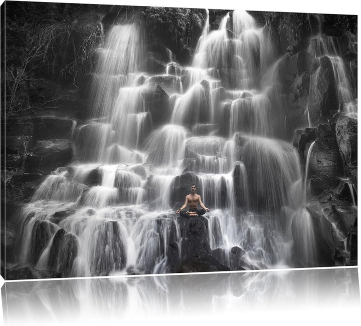 Pixxprint Yoga am Wasserfall in Bali als Leinwandbild/Grösse: 100x70 cm/Wandbild/Kunstdruck/fertig b