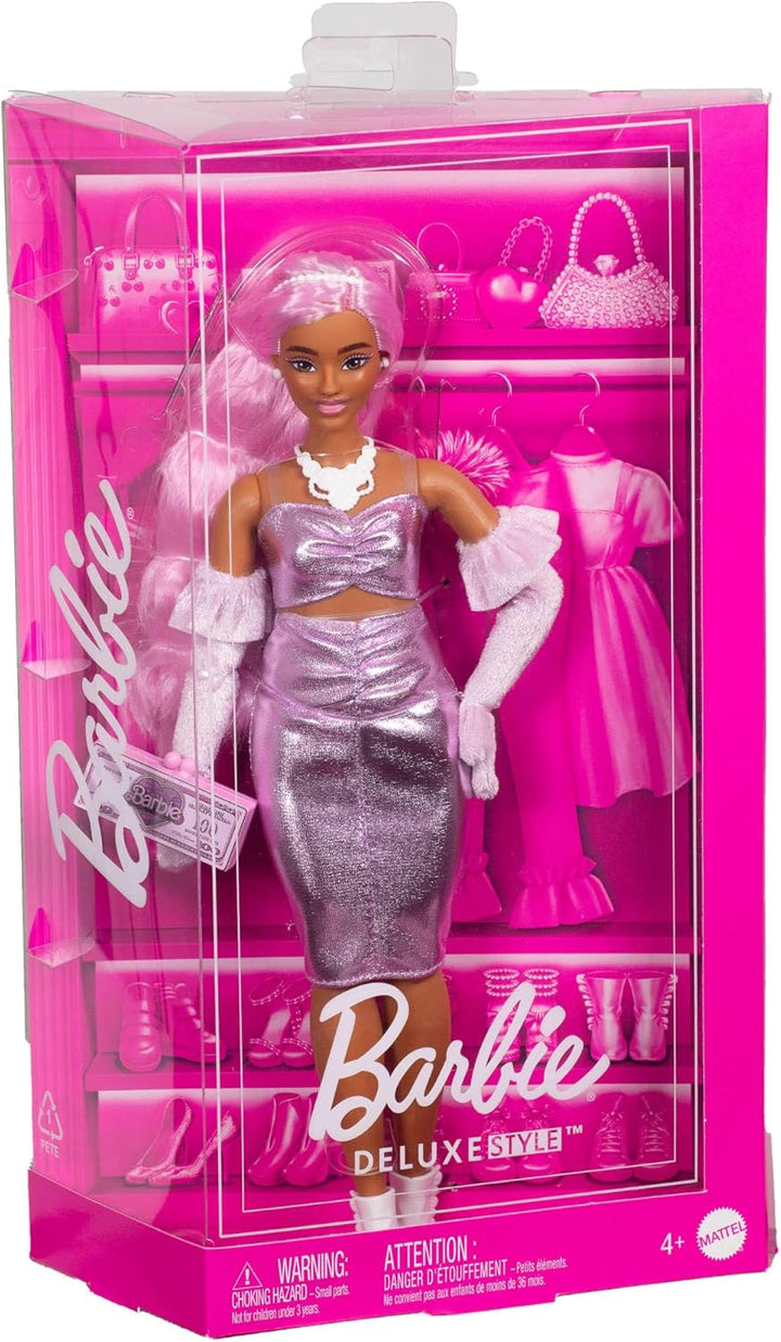 Barbie Deluxe Style-Puppe Nr. 1 mit Barbiecore-Outfit, rosafarbenen Haaren und glänzendem rosa Kleid