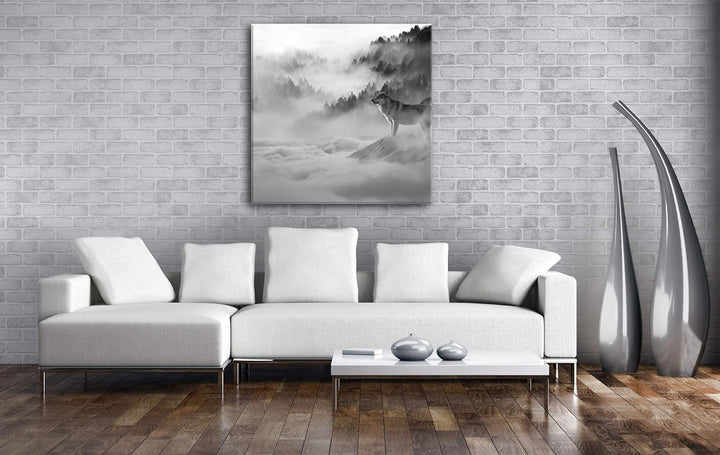 deyoli Wolf in Einer malerischen Schneelandschaft Format: 60x60 Effekt: Schwarz&Weiss als Leinwandbi