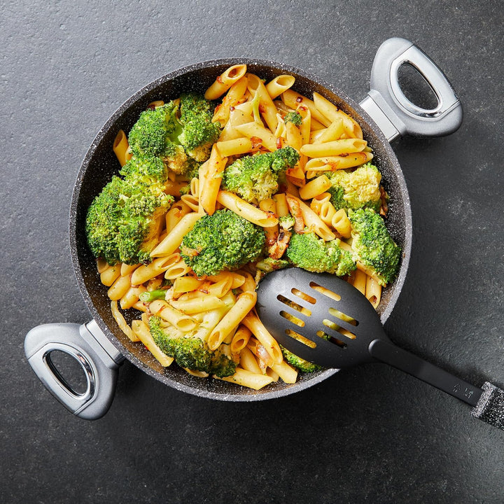 STONELINE® Gourmundo Made in Germany Servierpfanne 24 cm, auch für öl- und fettfreies Braten, Kratzf