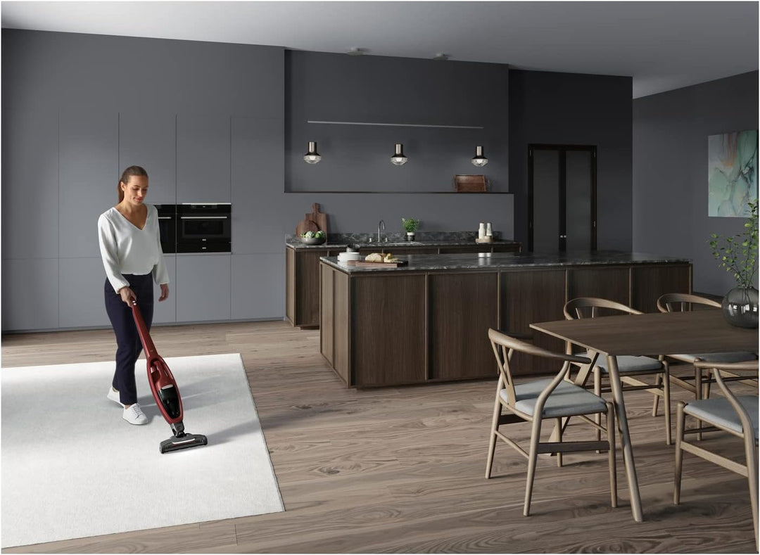 AEG QX7-1ULTAN 2in1 Akku Staubsauger / schlanke Bauform / Power-Softrolle + Multi-Bodendüse / Hartbö