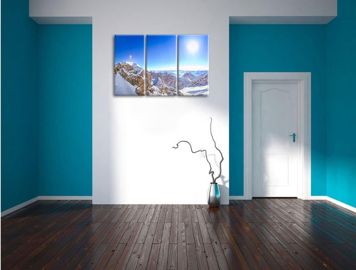 Pixxprint Zugspitze im Sonnenlicht als Leinwandbild | Grösse: 3 Teilig (120x80) | Wandbild| Kunstdru